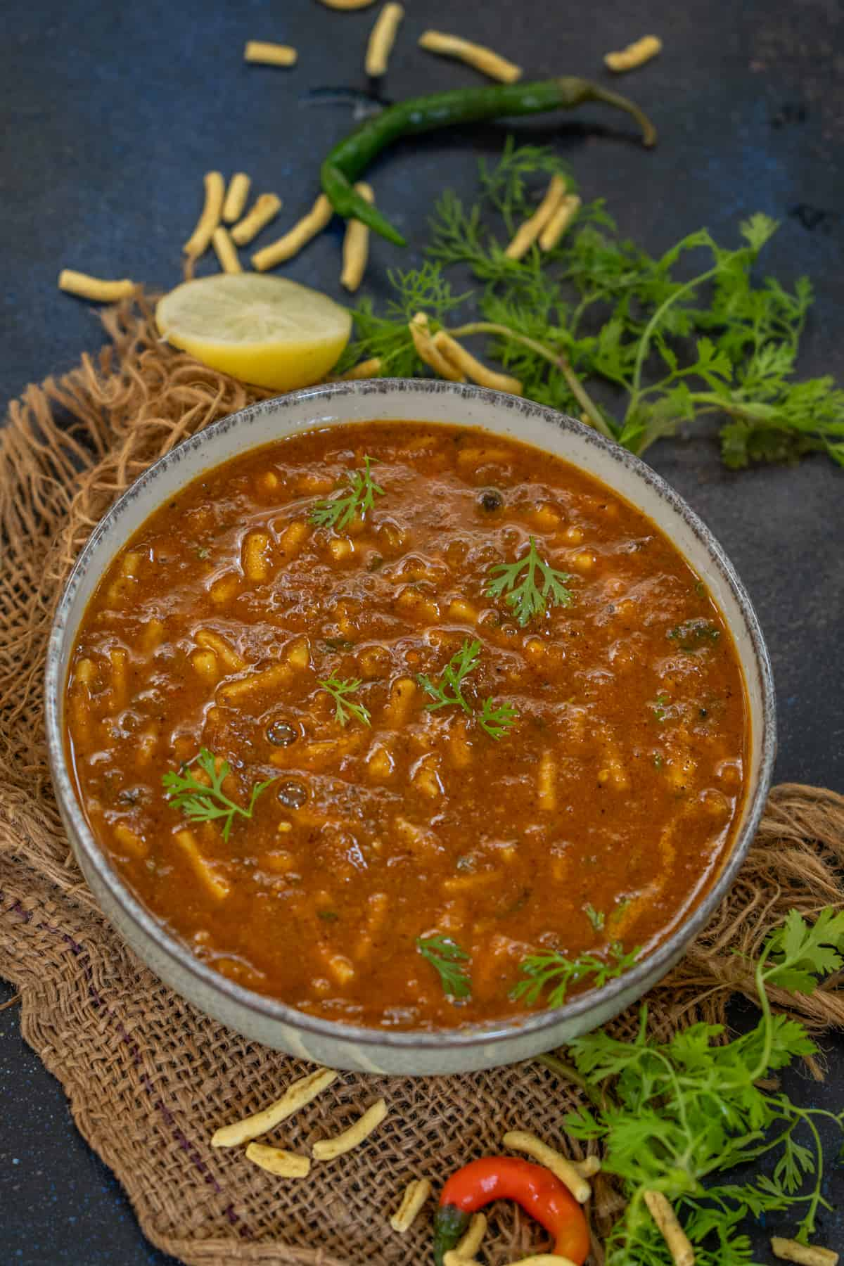 तिखट शेव भाजी